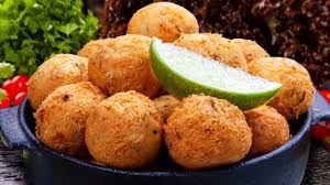 BOLINHO DE BACALHAU C/10 PG