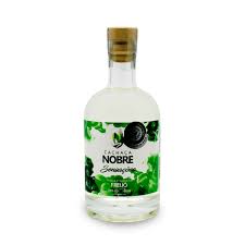 CACHAÇA NOBRE SENSAÇÕES FREIJO 380 ML